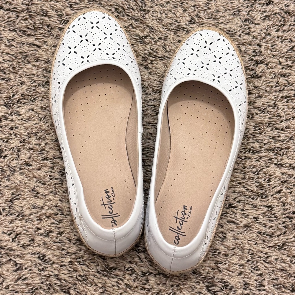 Clarks White Flats